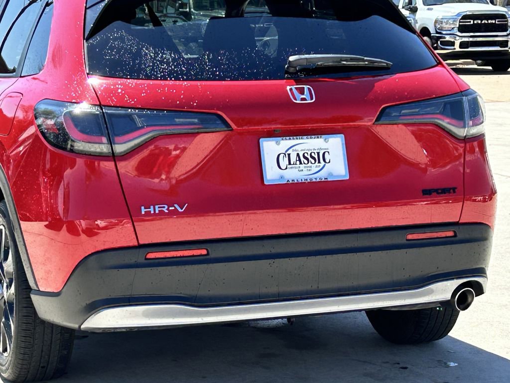 Used 2025 Honda HR-V Sport image 6