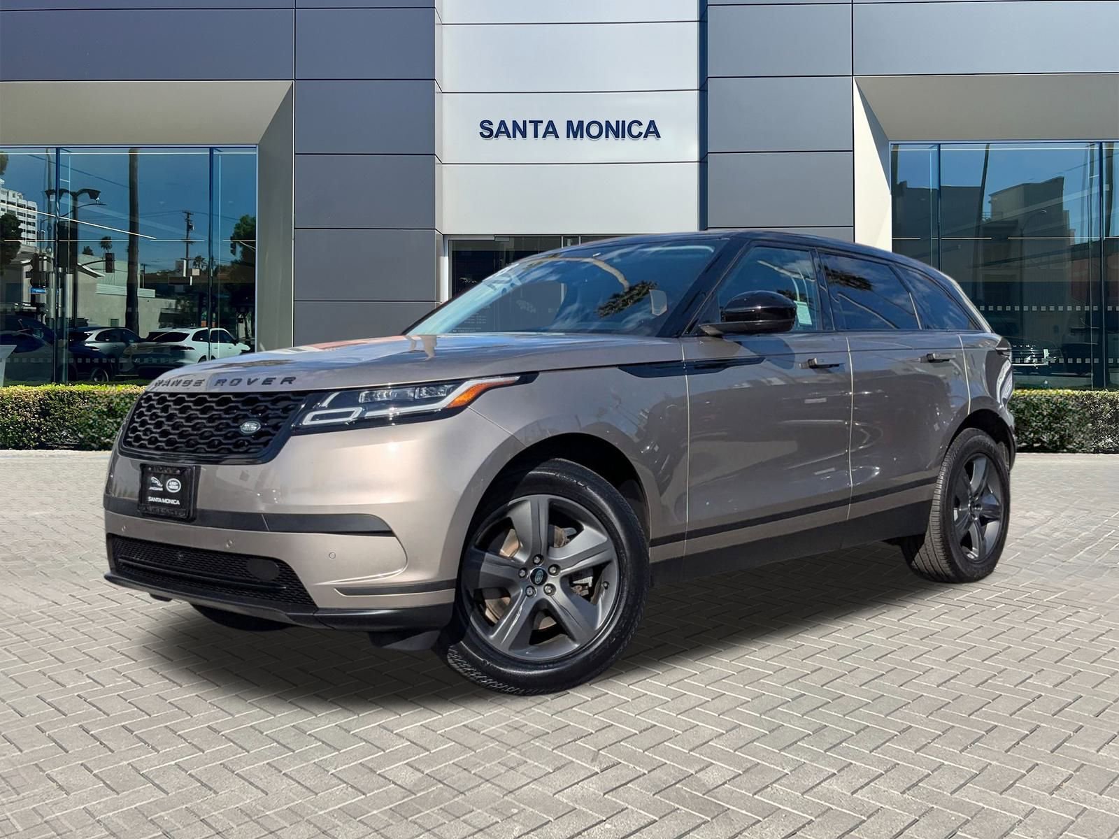 Used 2023 Land Rover Range Rover Velar S image 1