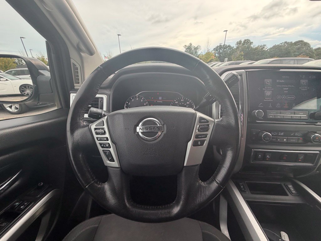 Used 2021 Nissan Titan SV w/ SV Convenience Package RWD image 23