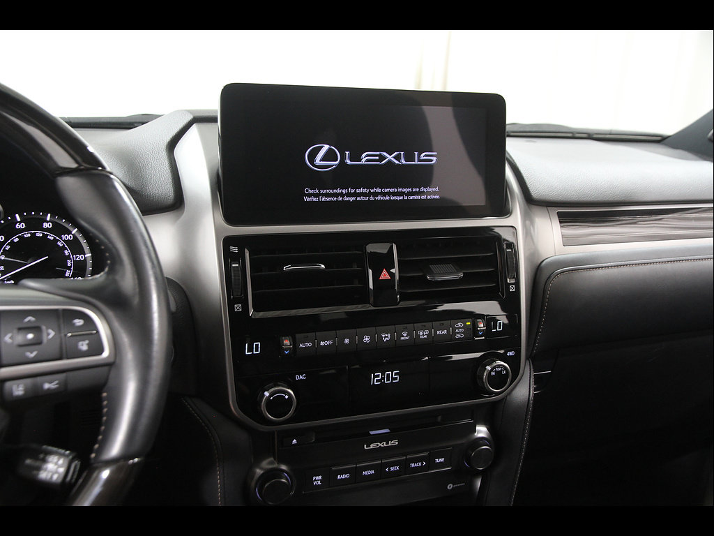 Used 2022 Lexus GX 460 Premium w/ Premium Package AWD/4WD image 9