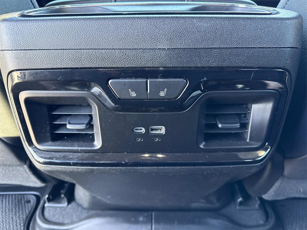 Used 2024 GMC Sierra 2500 AT4 w/ AT4 Premium Plus Package image 23