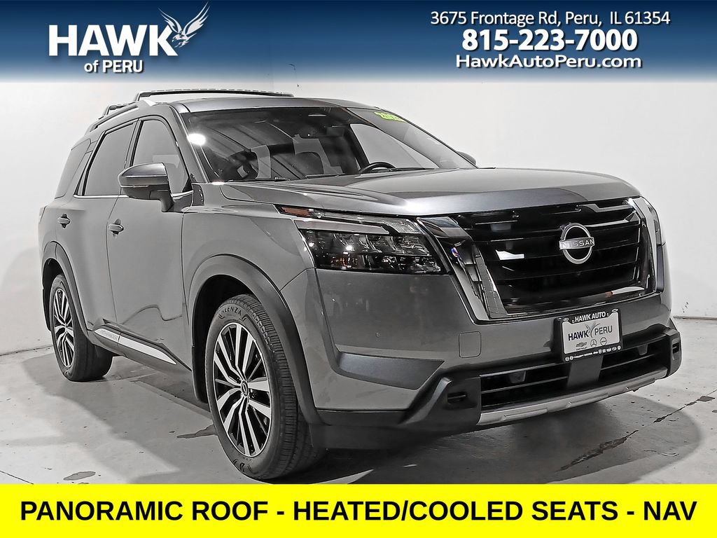 Used 2025 Nissan Pathfinder Platinum w/ Cargo Package AWD/4WD video 1