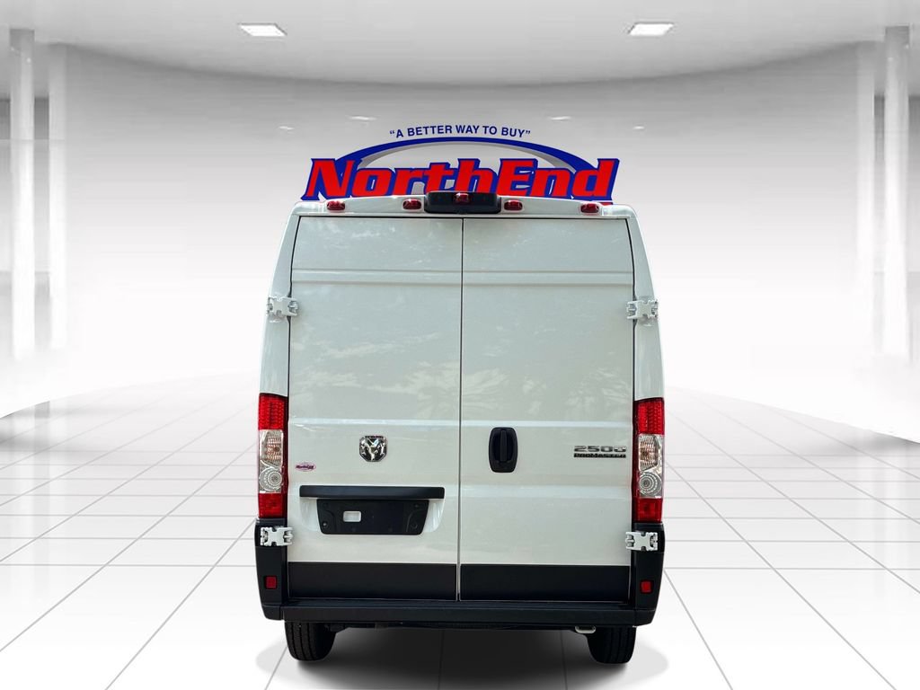 Used 2026 RAM ProMaster 2500 w/ Convenience Group FWD image 6