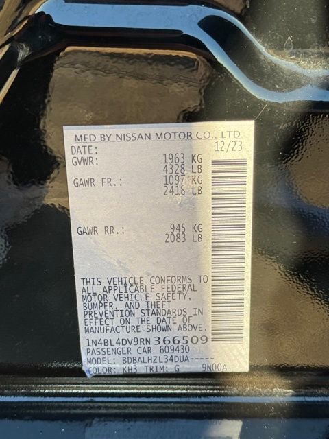 Used 2024 Nissan Altima 2.5 SV image 34