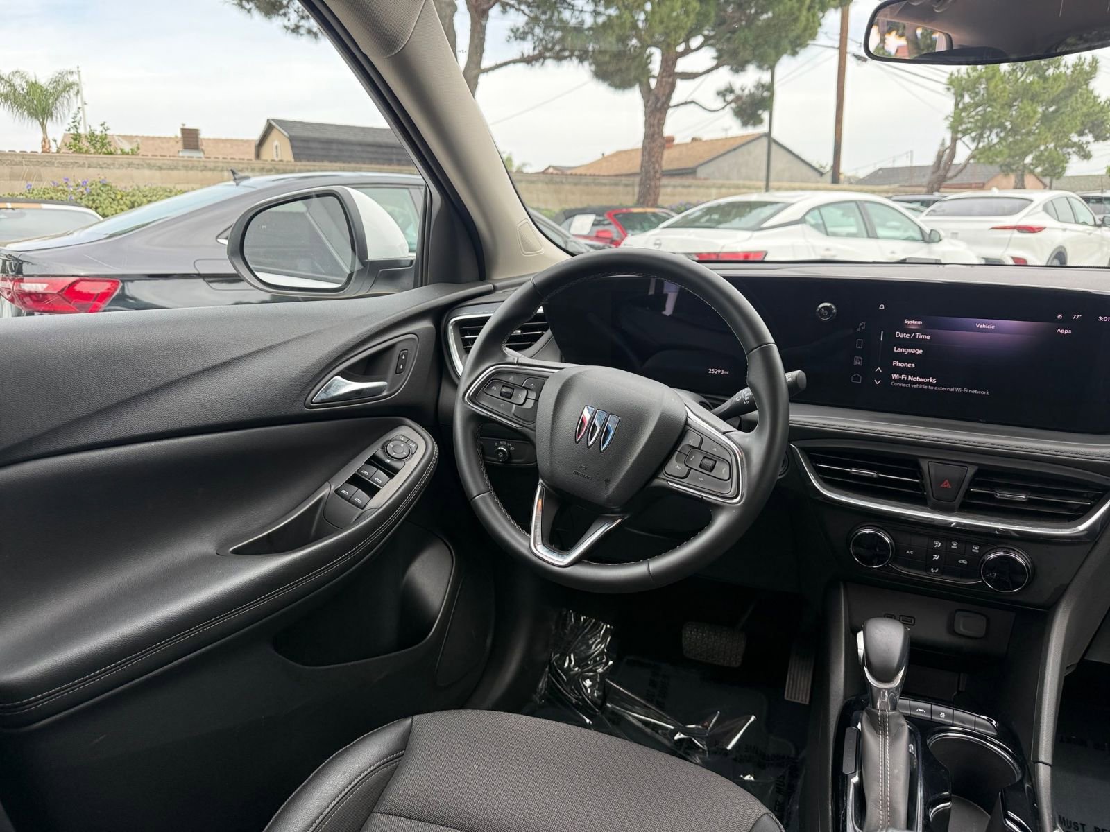 Used 2025 Buick Encore GX Preferred image 31