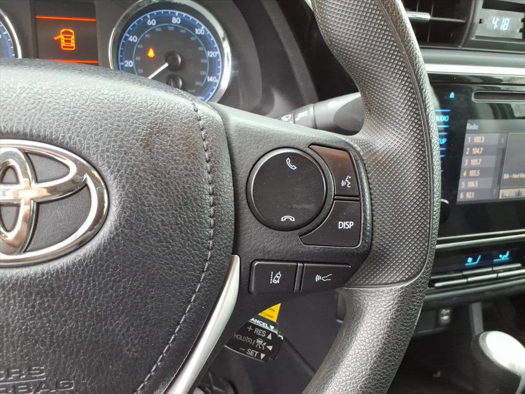 Used 2018 Toyota Corolla LE image 16
