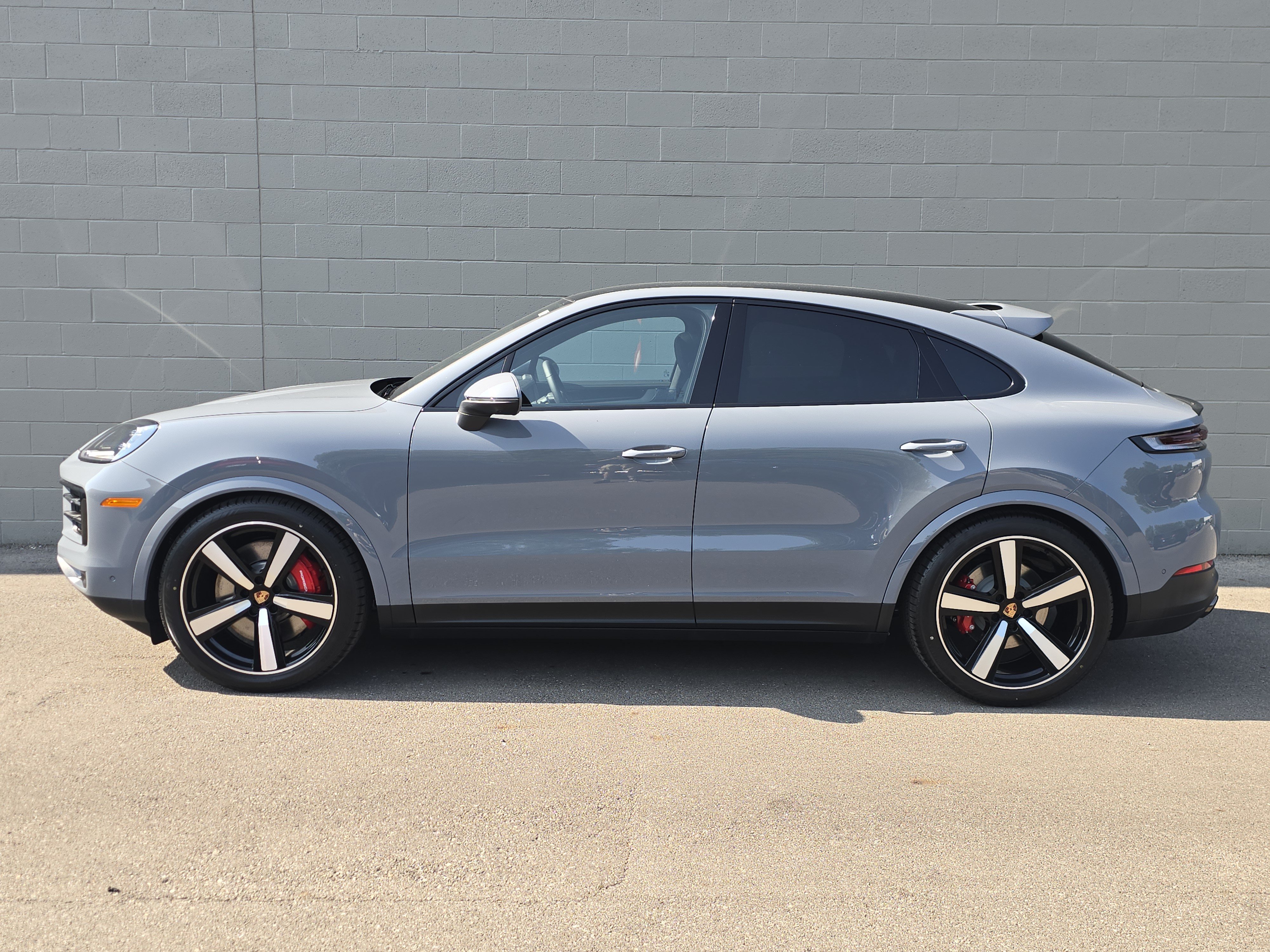 New 2026 Porsche Cayenne S AWD/4WD image 2
