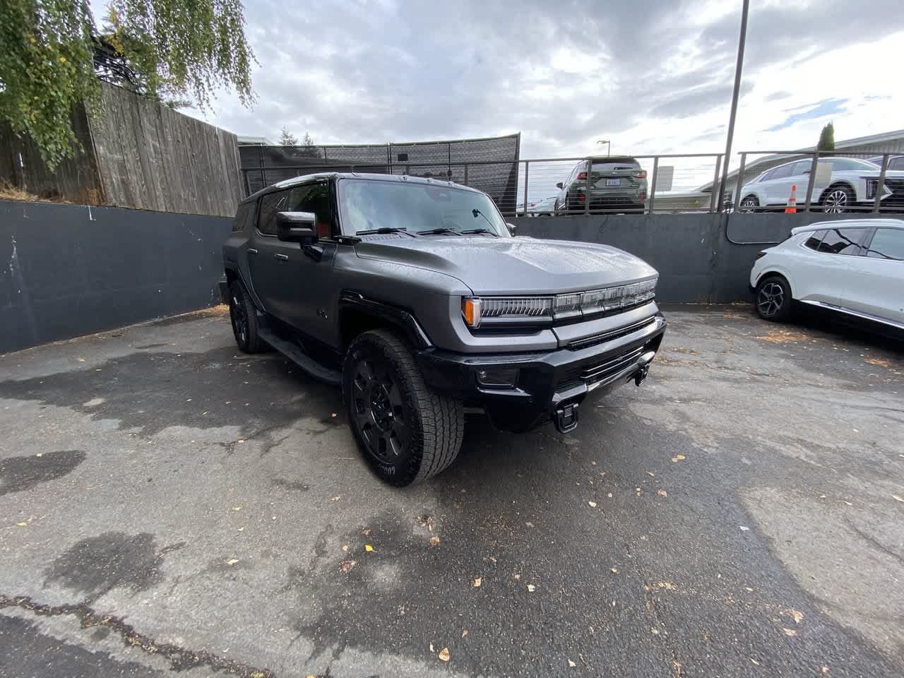 Used 2026 GMC Hummer EV 3X w/ Carbon Fiber Edition Package AWD/4WD image 8