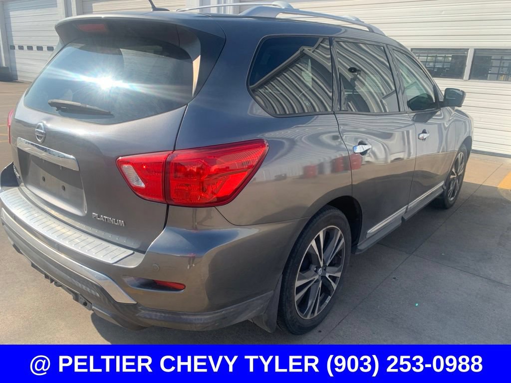 Used 2017 Nissan Pathfinder Platinum FWD image 8