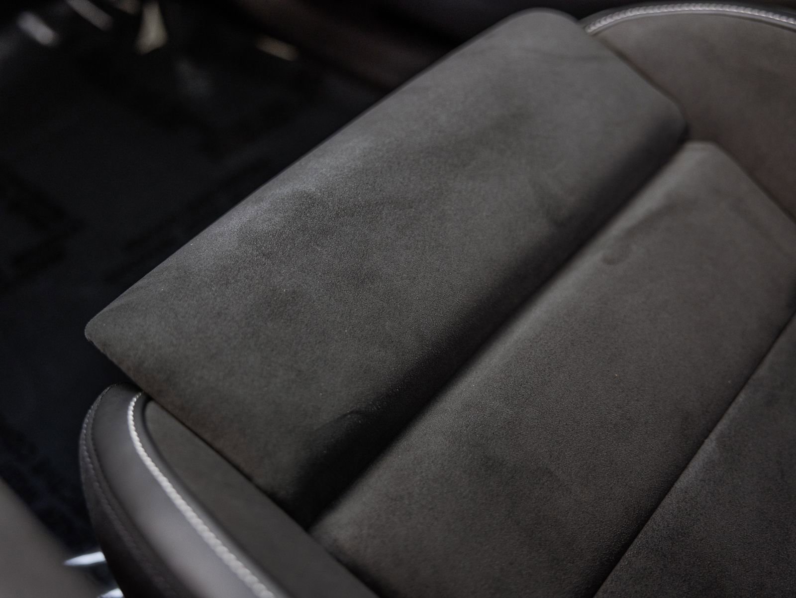 Certified 2023 Porsche Taycan GTS image 28