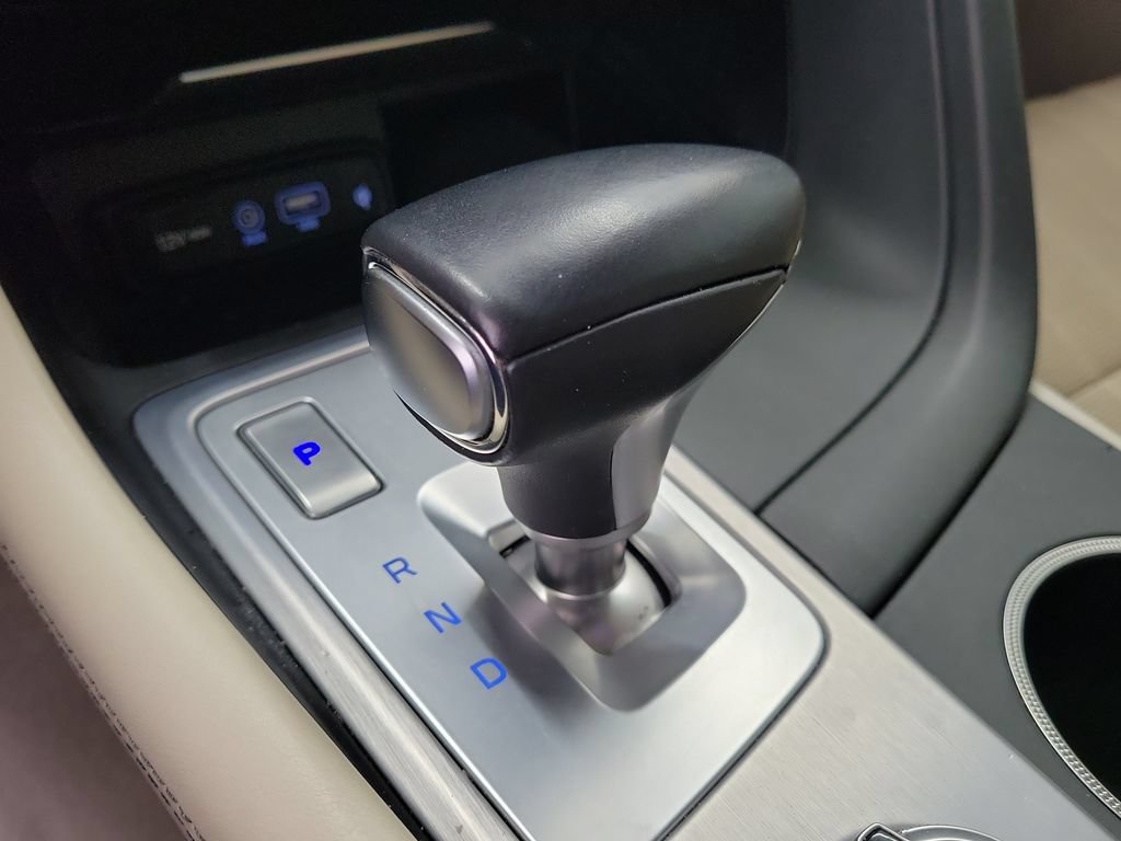 Used 2019 Genesis G70 3.3T Design RWD image 28