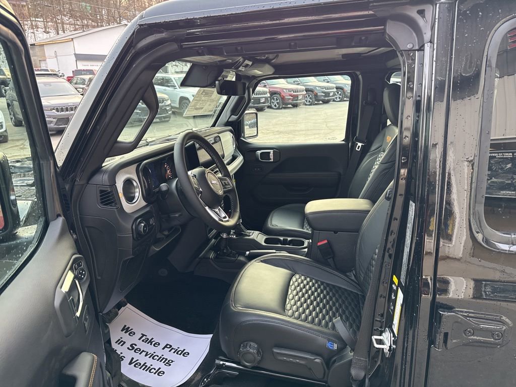 New 2025 Jeep Wrangler Sahara w/ Technology Group image 7