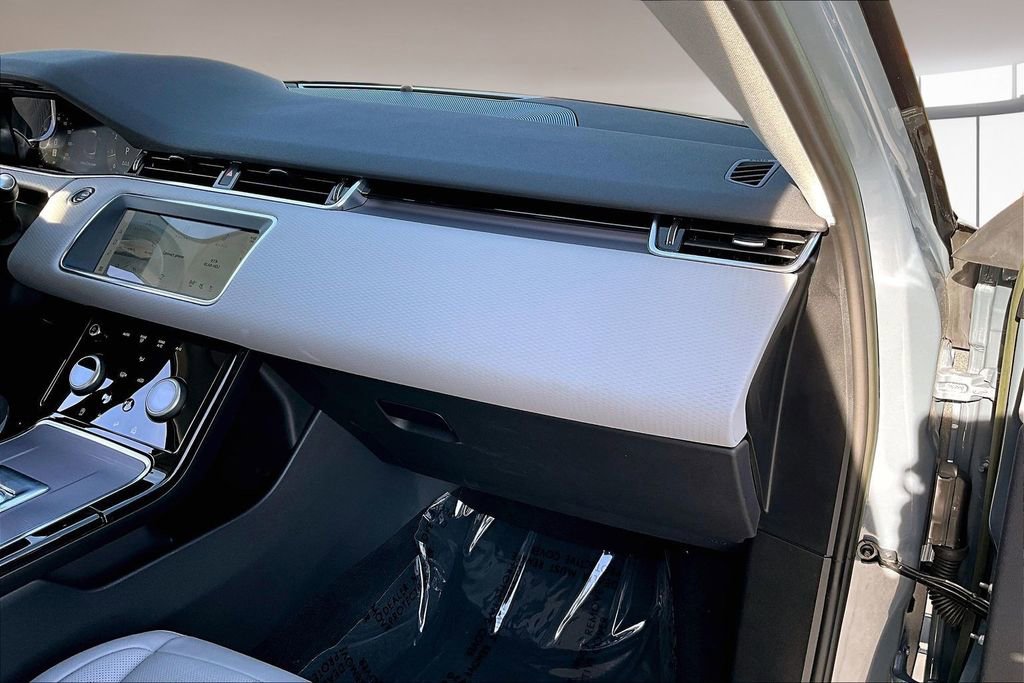 Used 2023 Land Rover Range Rover Evoque S image 24