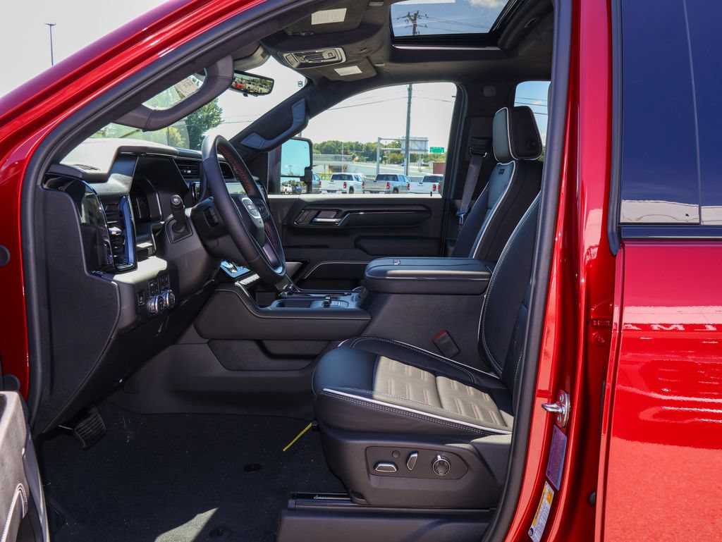 New 2026 GMC Sierra 2500 AT4X w/ LPO, Black Badging Package AWD/4WD image 8