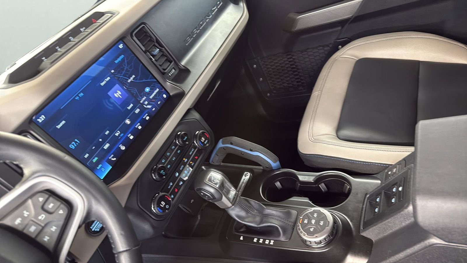 Certified 2023 Ford Bronco Wildtrak image 21