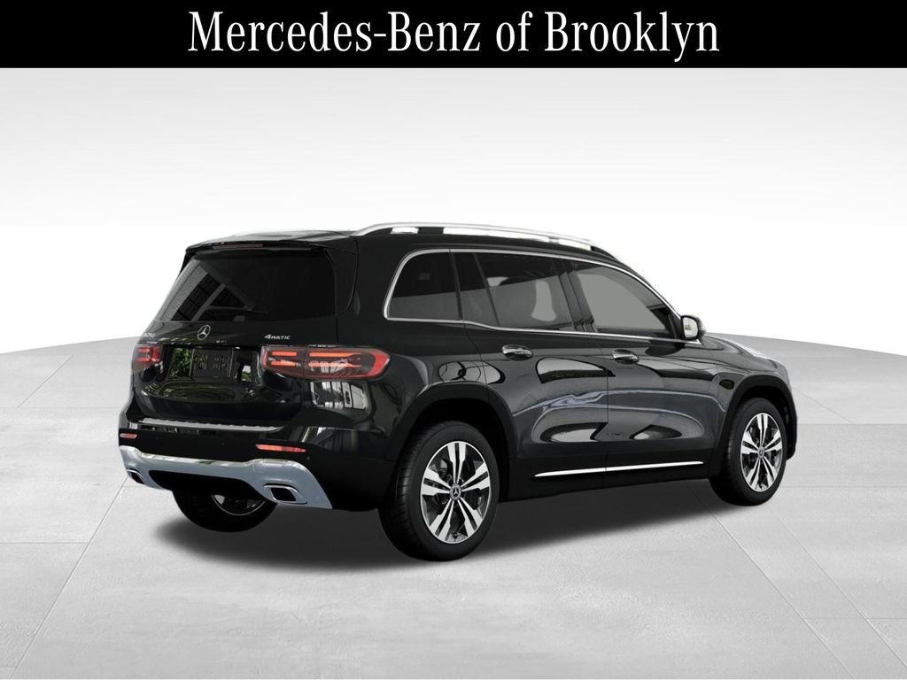 Used 2025 Mercedes-Benz GLB 250 4MATIC image 21