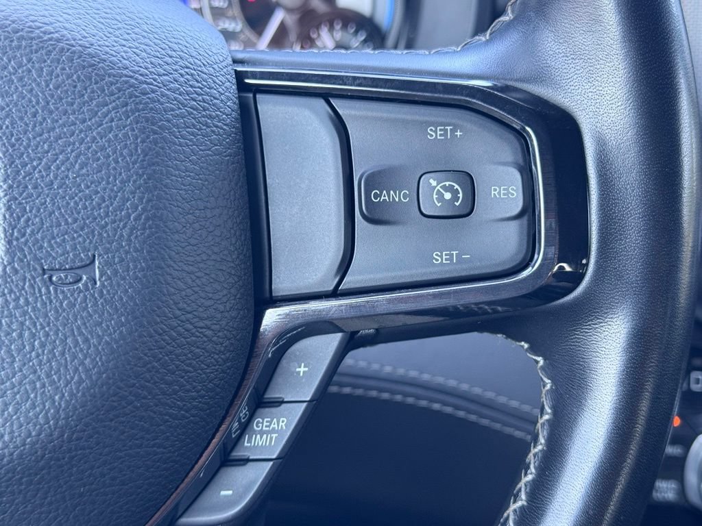 Used 2022 RAM 1500 Limited AWD/4WD image 10