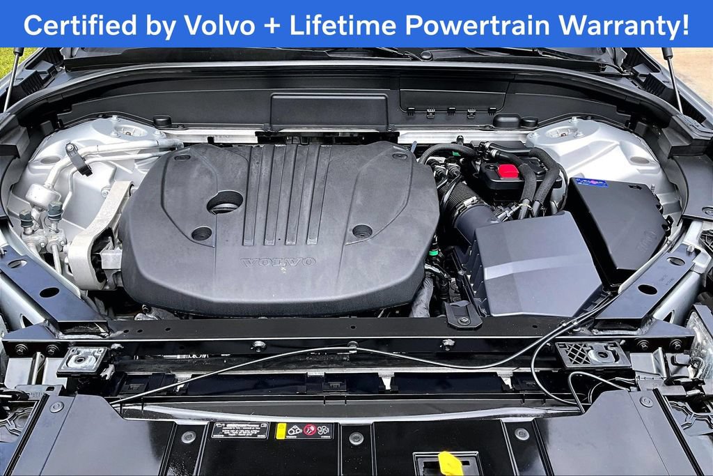 Certified 2023 Volvo XC60 B5 Ultimate w/ Protection Package Premier AWD/4WD image 13