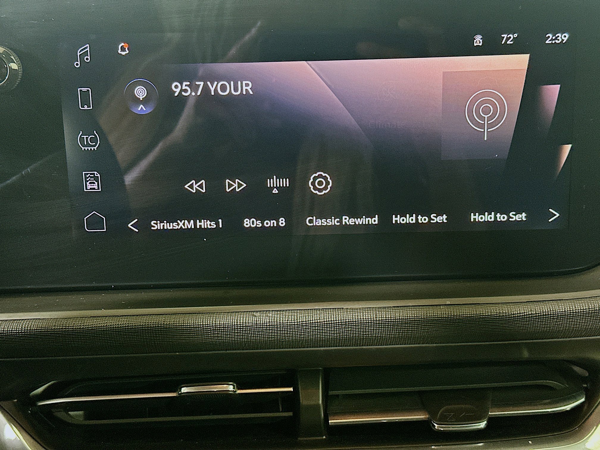 Used 2024 Buick Envista Preferred w/ Convenience I Package FWD image 21