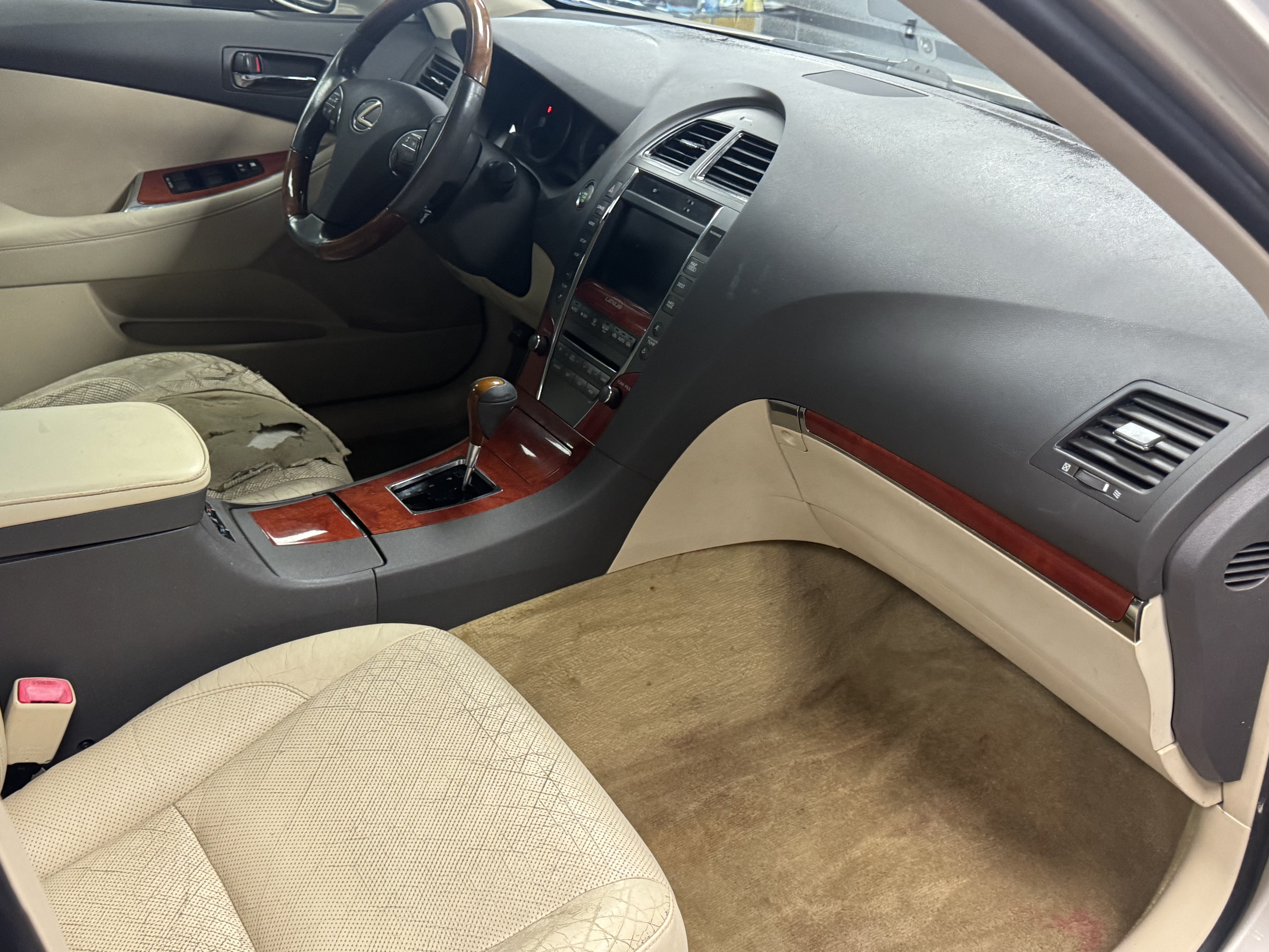 Used 2011 Lexus ES 350 FWD image 7