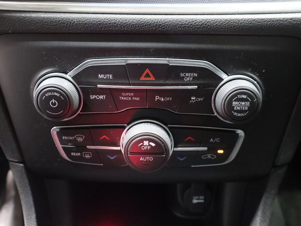 Used 2018 Dodge Charger GT image 36