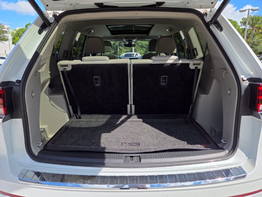 Used 2024 Volkswagen Atlas SEL Premium R-Line AWD/4WD image 20