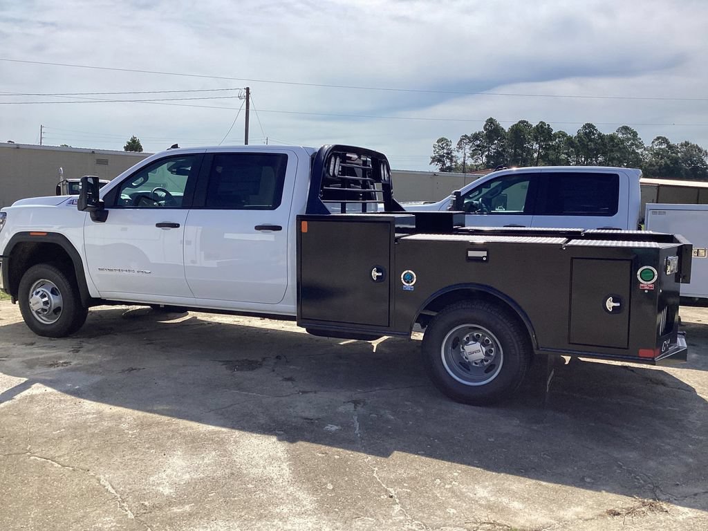 New 2025 GMC Sierra 3500 Pro w/ Convenience Package AWD/4WD image 8
