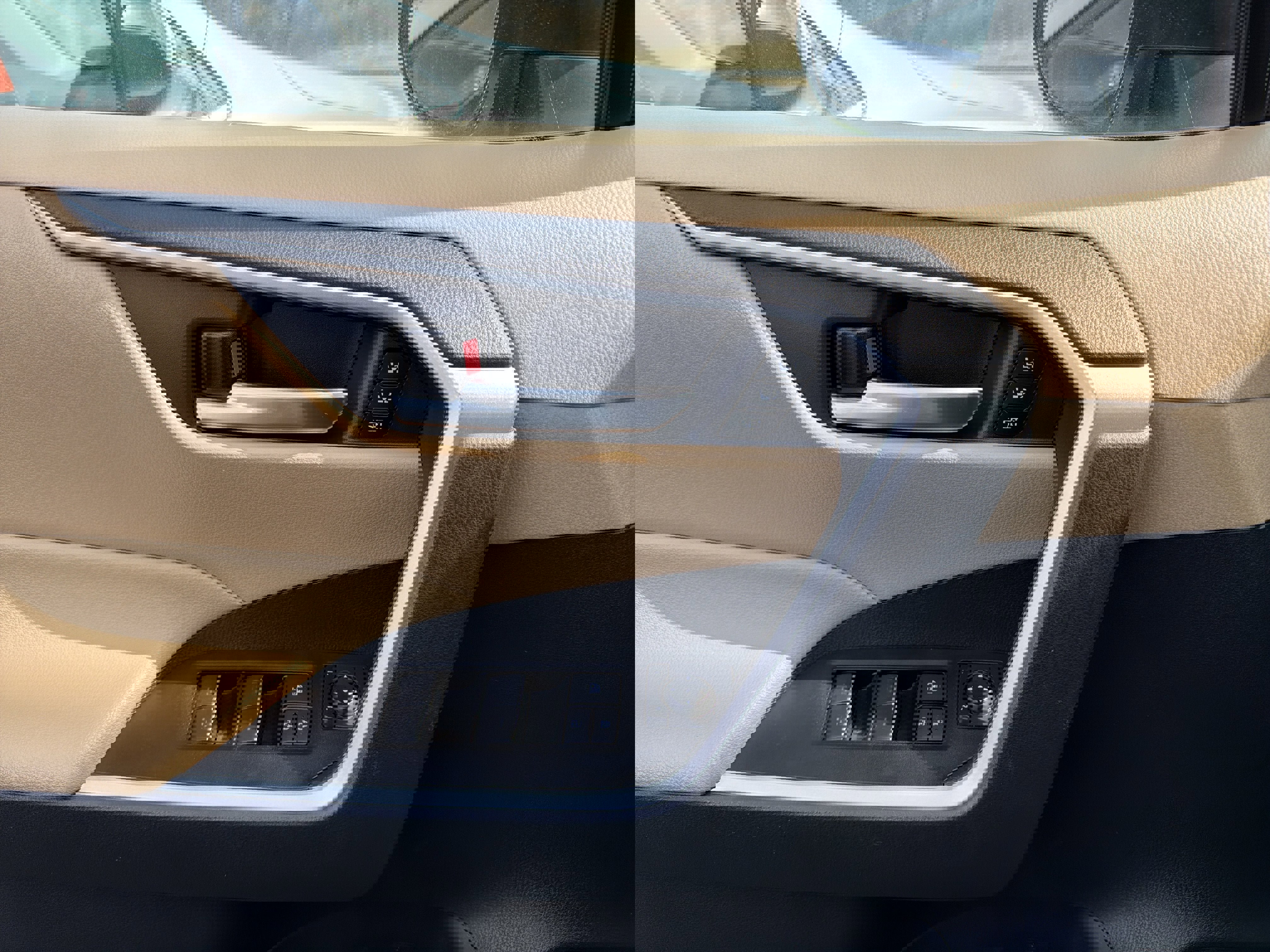 Used 2023 Toyota RAV4 XLE Premium image 15