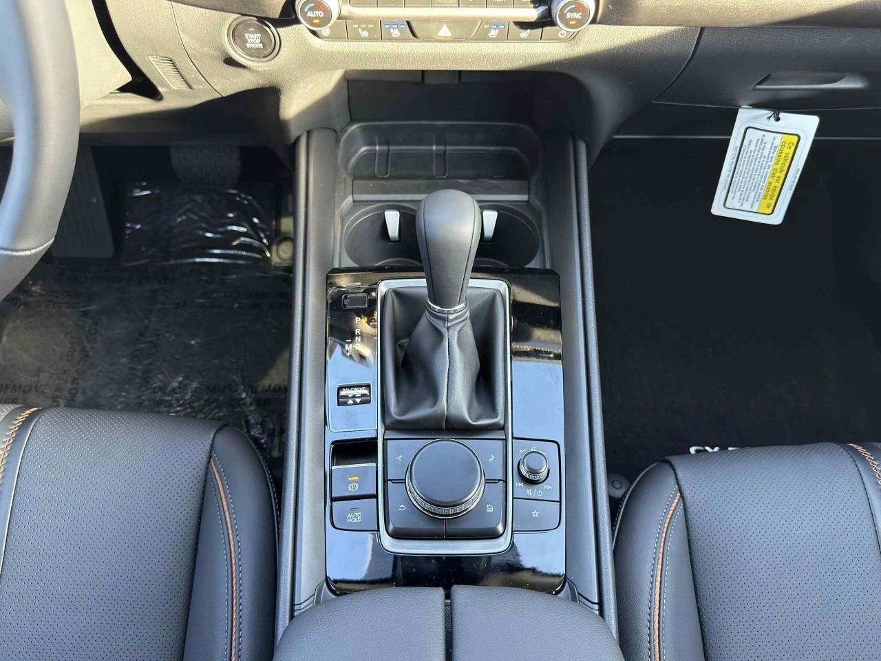 New 2025 MAZDA CX-50 AWD 2.5 Turbo w/ Weather Package image 18