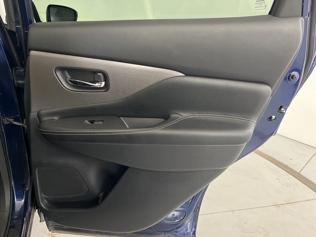 Used 2019 Nissan Murano SV image 29