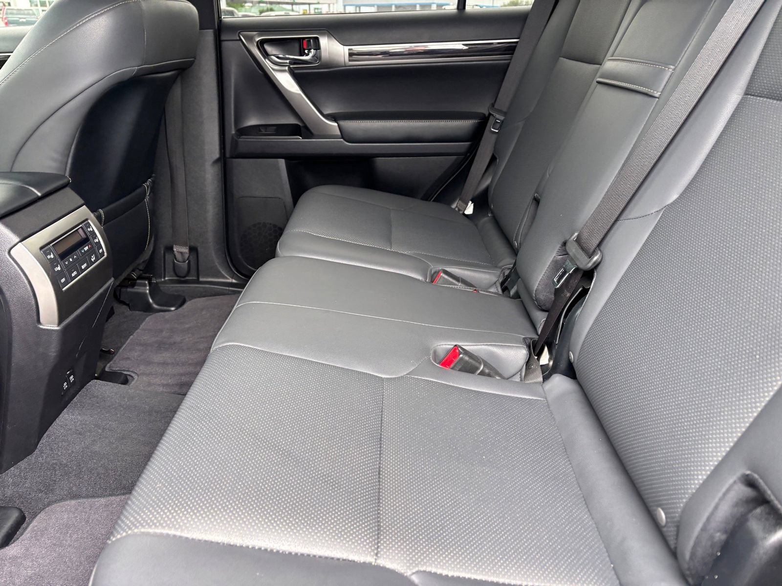 Used 2023 Lexus GX 460 Premium w/ Premium Package AWD/4WD image 30