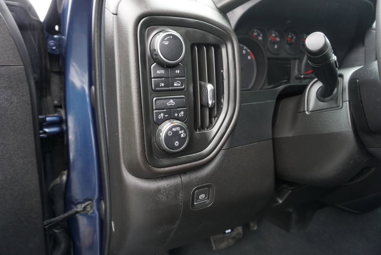 Used 2022 Chevrolet Silverado 1500 Custom AWD/4WD image 9