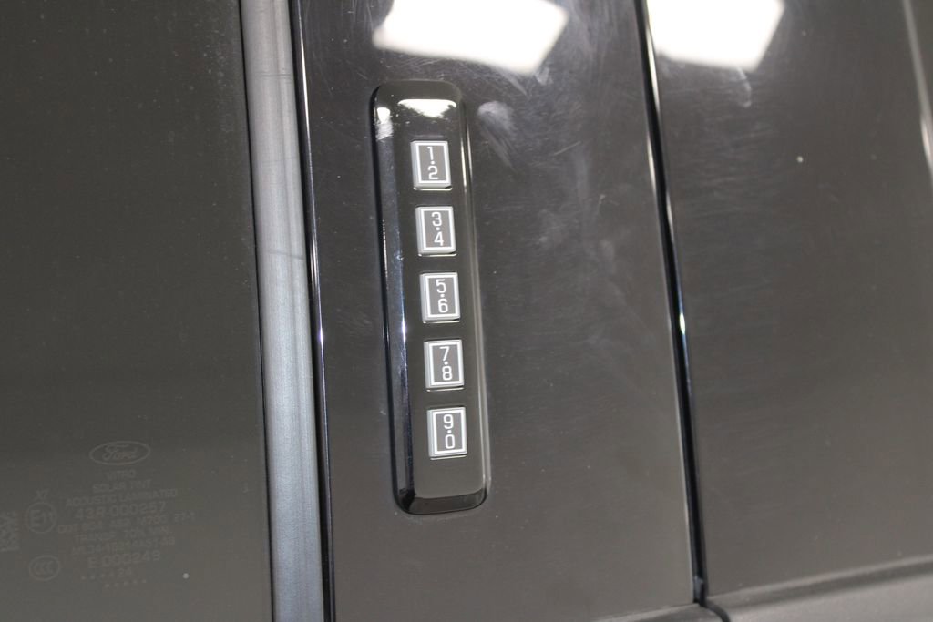 Used 2024 Ford F150 Raptor image 21