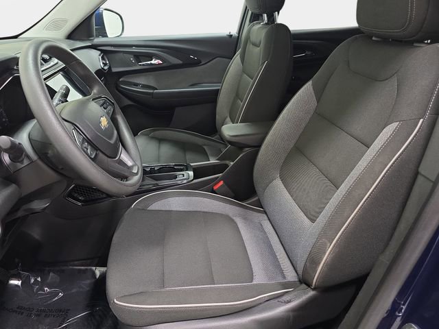 Used 2023 Chevrolet TrailBlazer LT w/ Convenience Package AWD/4WD image 13
