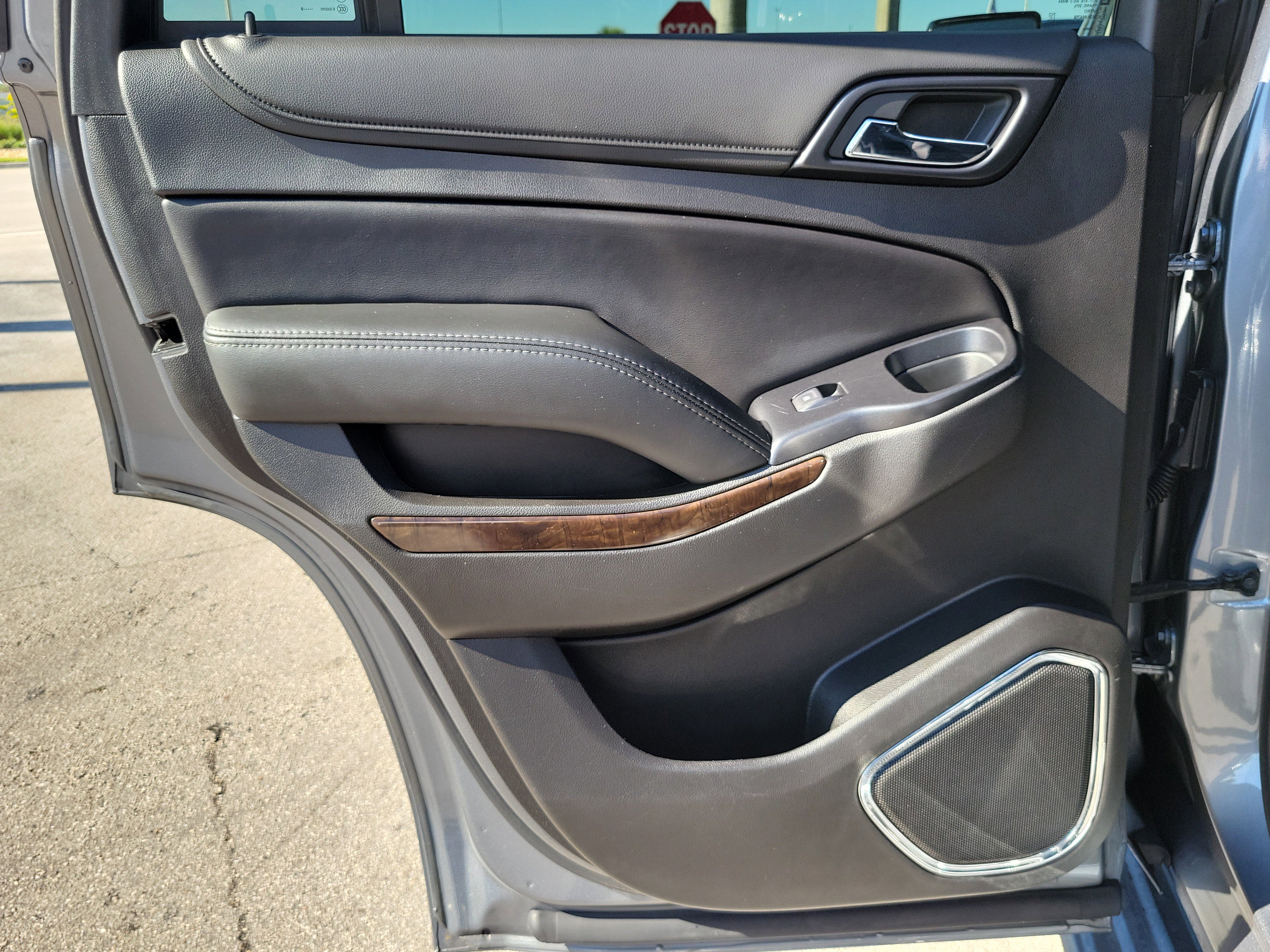 Used 2019 Chevrolet Tahoe LT image 26