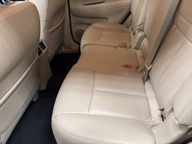 Used 2019 Nissan Rogue SL w/ Premium Package image 19