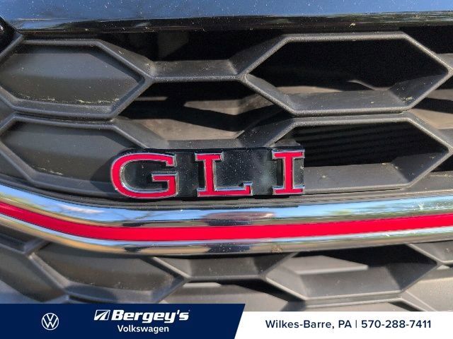 Used 2024 Volkswagen Jetta GLI Autobahn FWD image 5