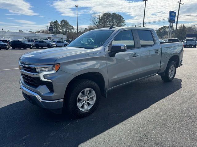 Used 2025 Chevrolet Silverado 1500 LT AWD/4WD image 21