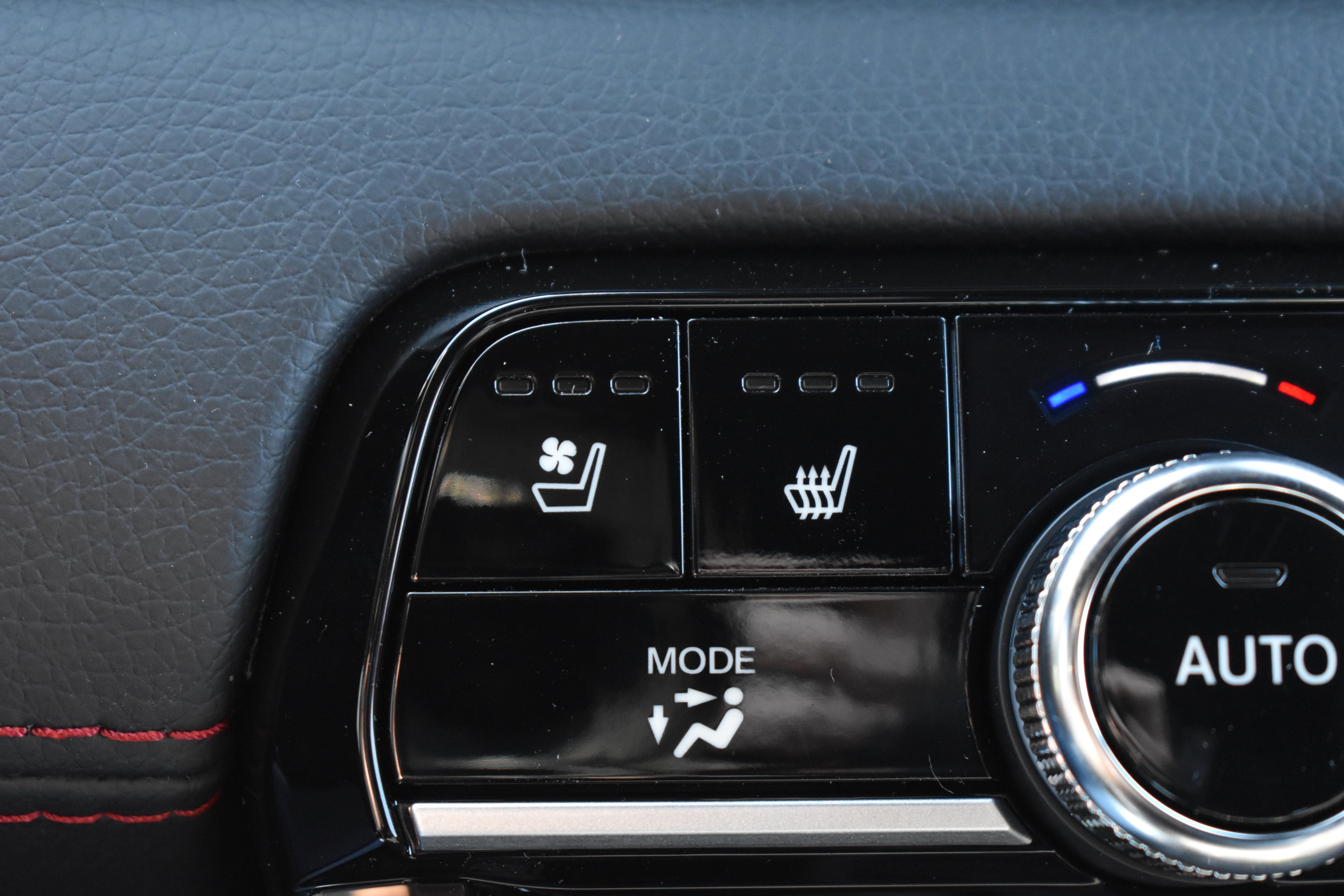 New 2025 Honda Pilot Black Edition image 34