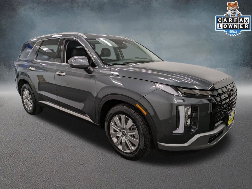 Used 2023 Hyundai Palisade SEL w/ Cargo Package image 3