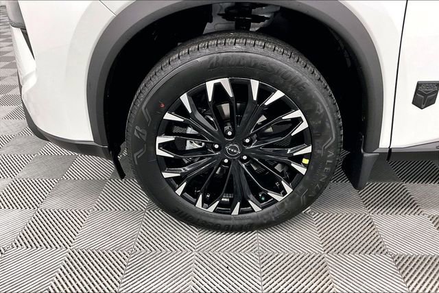 New 2026 Nissan Rogue SV image 13