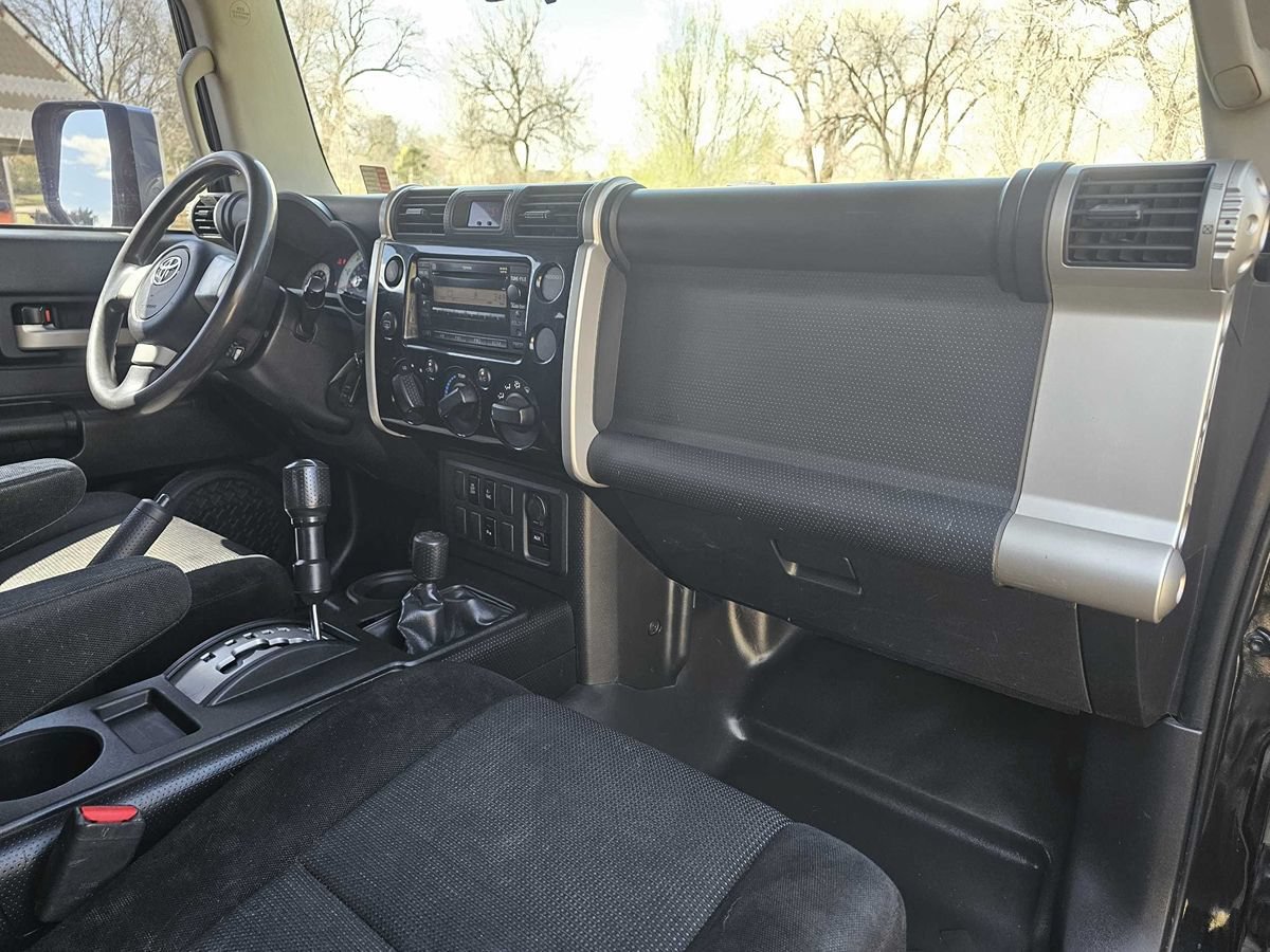 Used 2007 Toyota FJ Cruiser 4WD w/ Convenience Pkg image 27