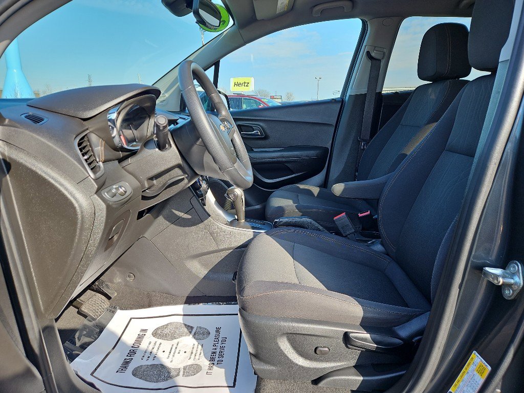 Used 2018 Chevrolet Trax LT image 9