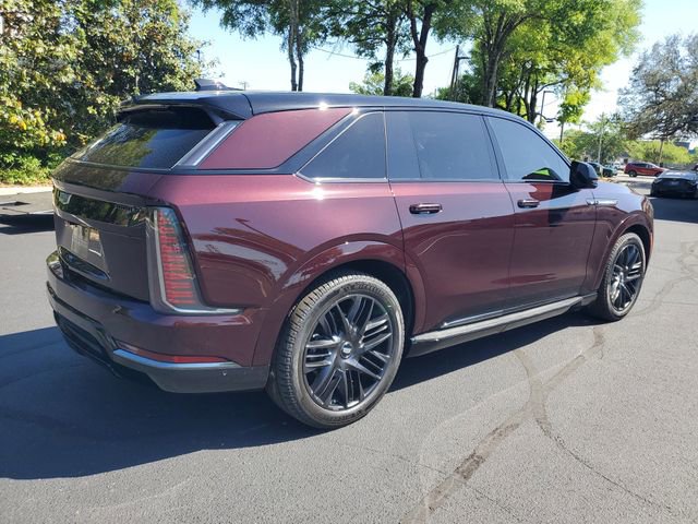Used 2025 Cadillac Escalade IQ Sport 2 w/ LPO, ONYX Package AWD/4WD image 4