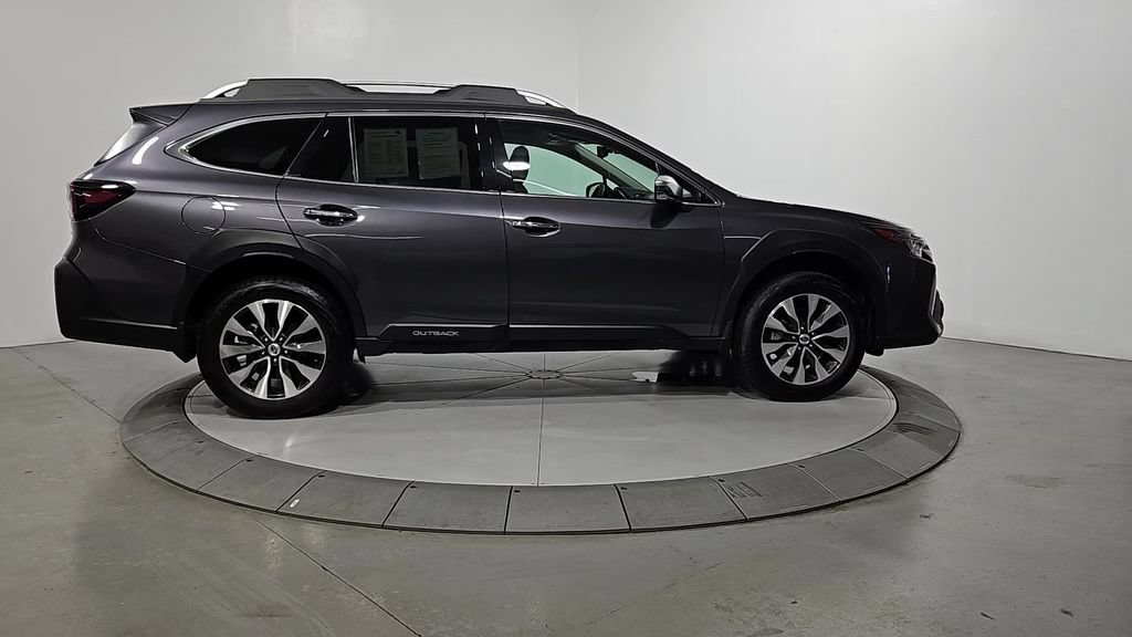 Certified 2025 Subaru Outback Touring AWD/4WD image 8