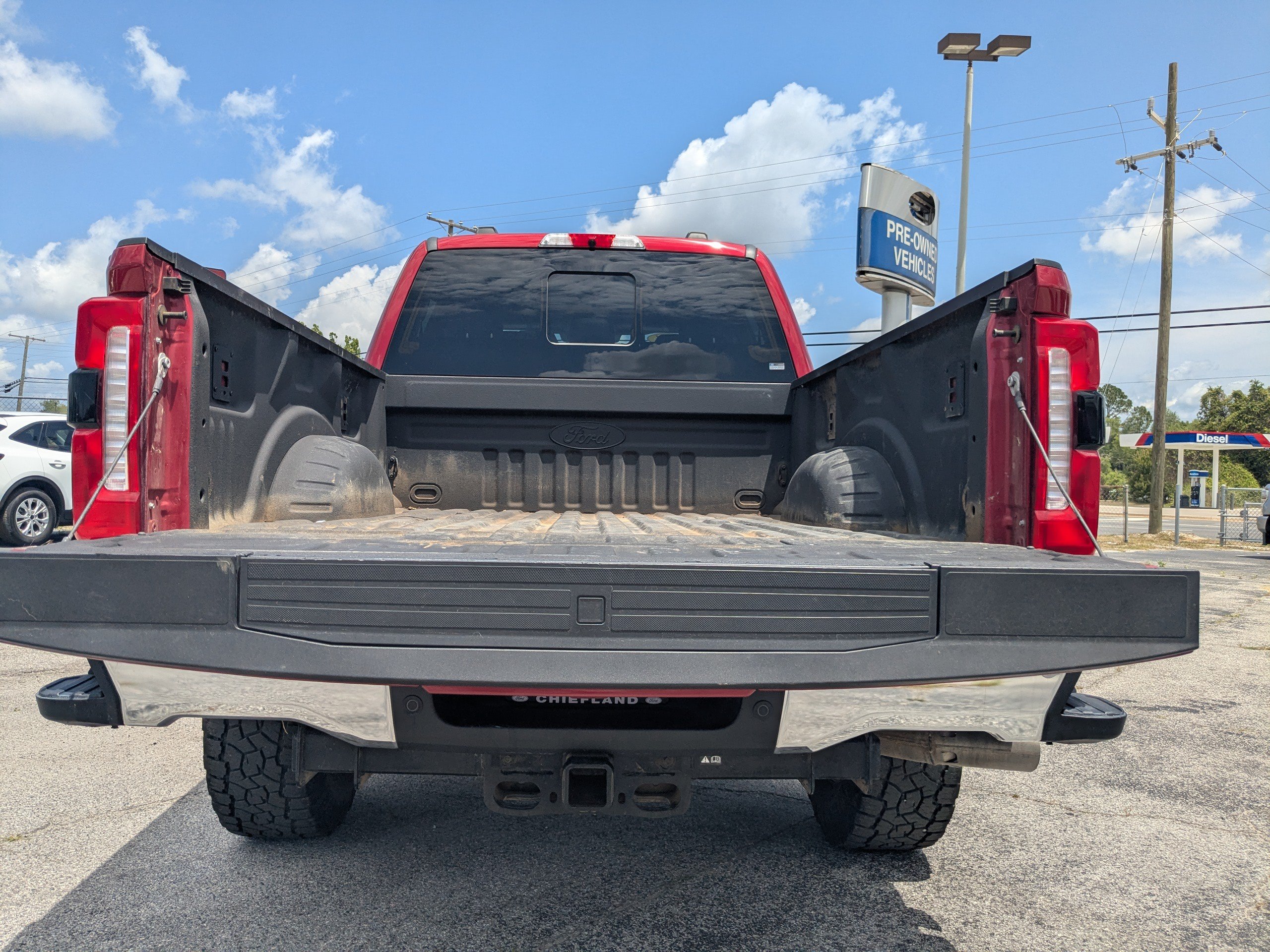 Used 2024 Ford F250 Lariat w/ Lariat Ultimate Package AWD/4WD image 14
