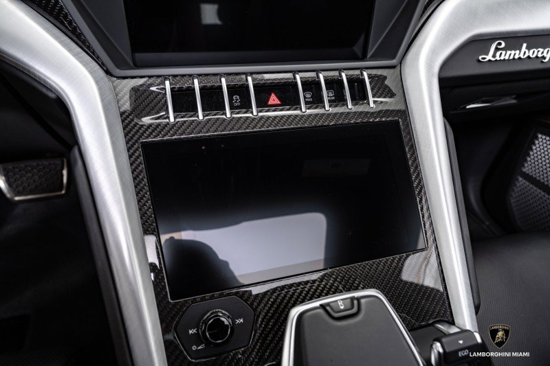 Used 2019 Lamborghini Urus image 26