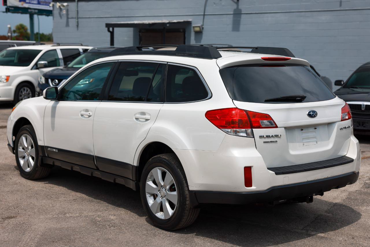 Used 2012 Subaru Outback 2.5i Premium w/ Popular Pkg 1B AWD/4WD image 5