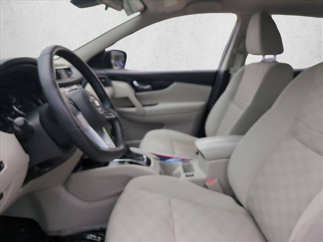 Used 2020 Nissan Rogue Sport SV w/ All-Weather Package FWD image 16