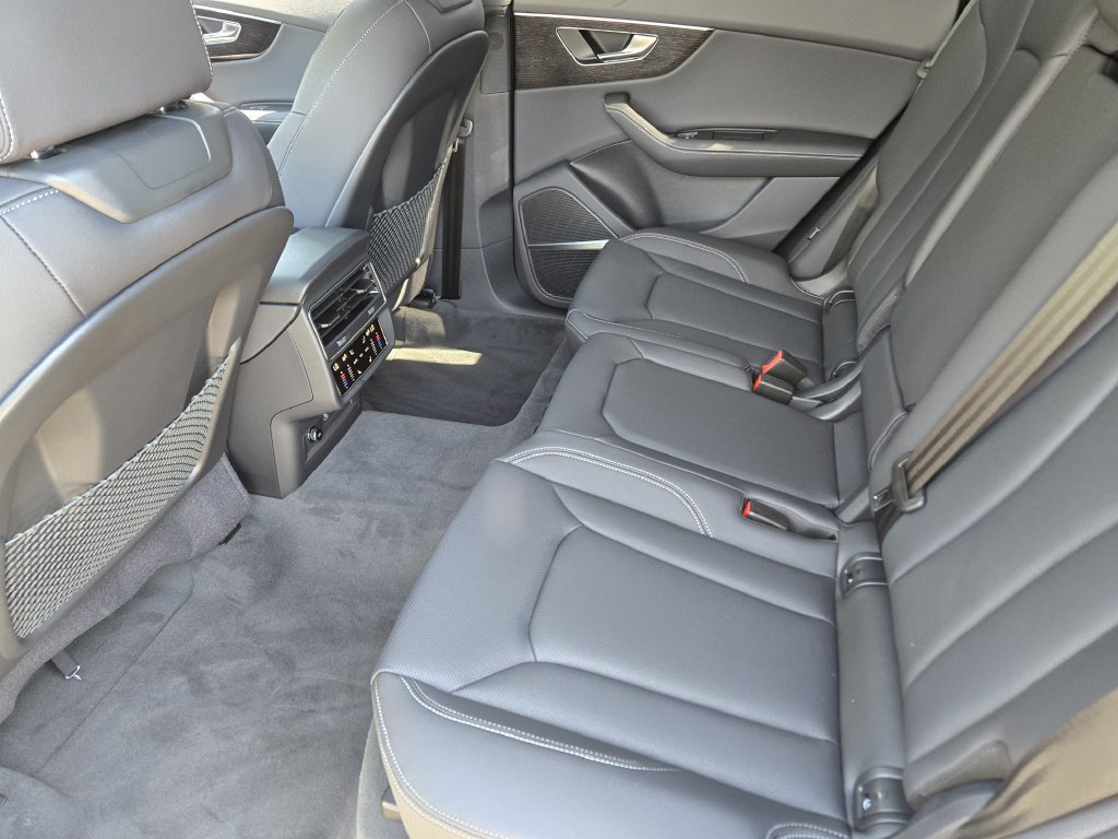 New 2027 Audi Q8 Premium Plus AWD/4WD image 36
